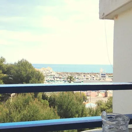 Hotel Realrent Tres Carabelas 2*